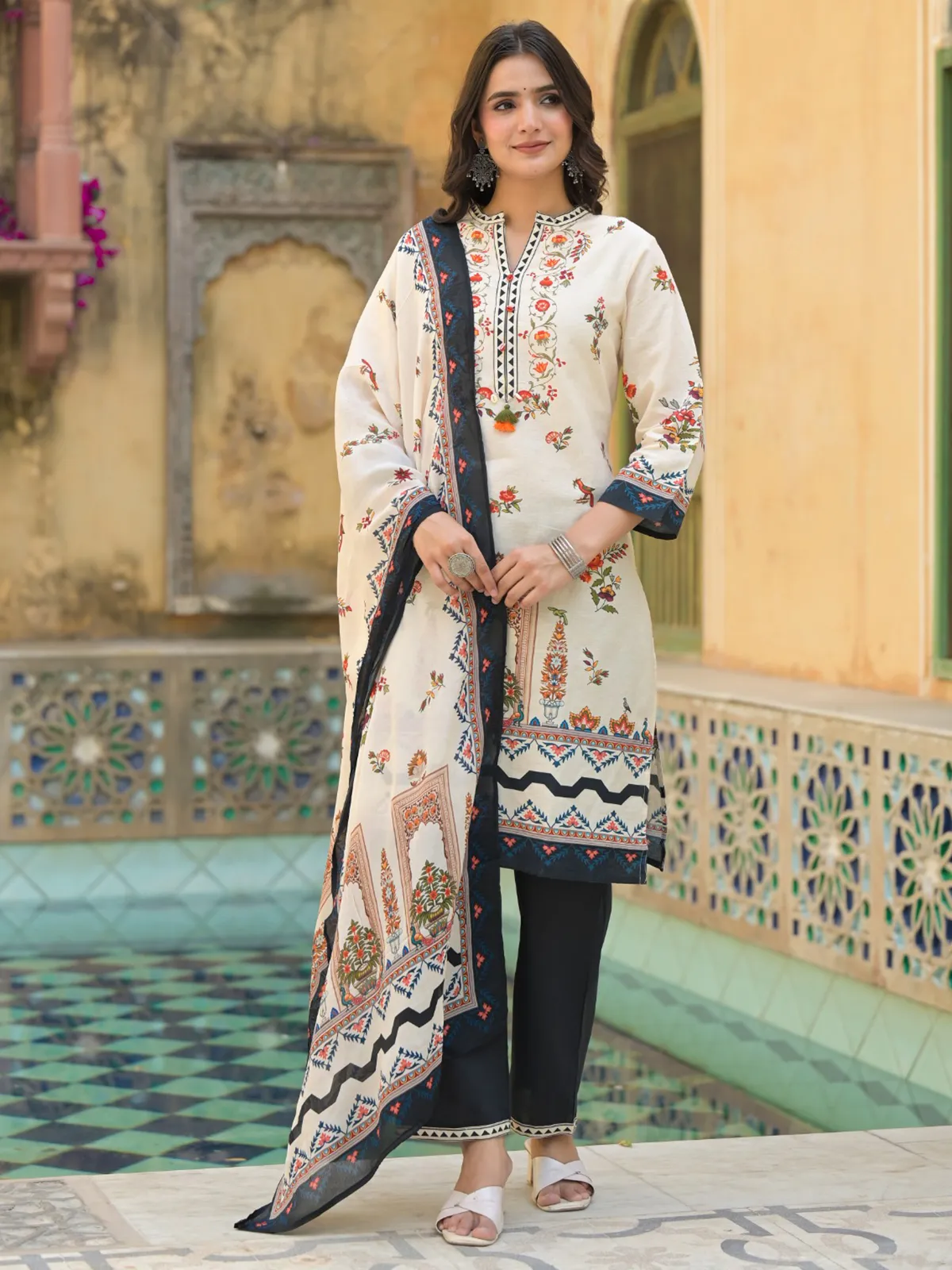 Cream peach silk printed kurti set