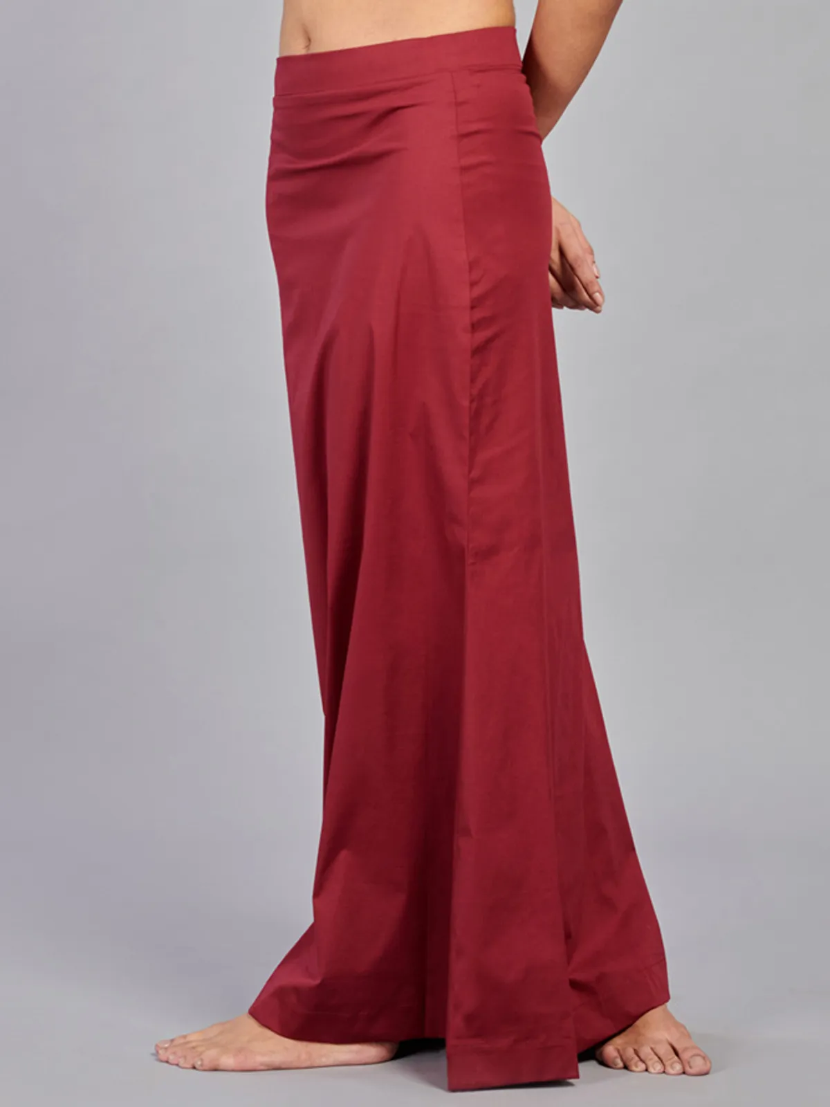 Maroon plain saree shapewear