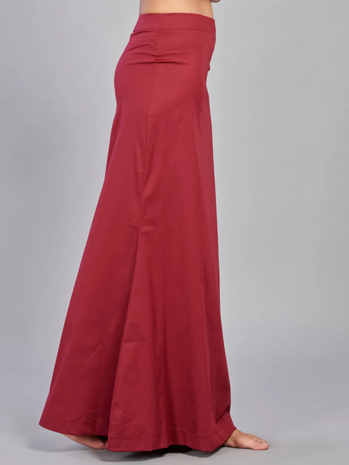 Maroon plain saree shapewear