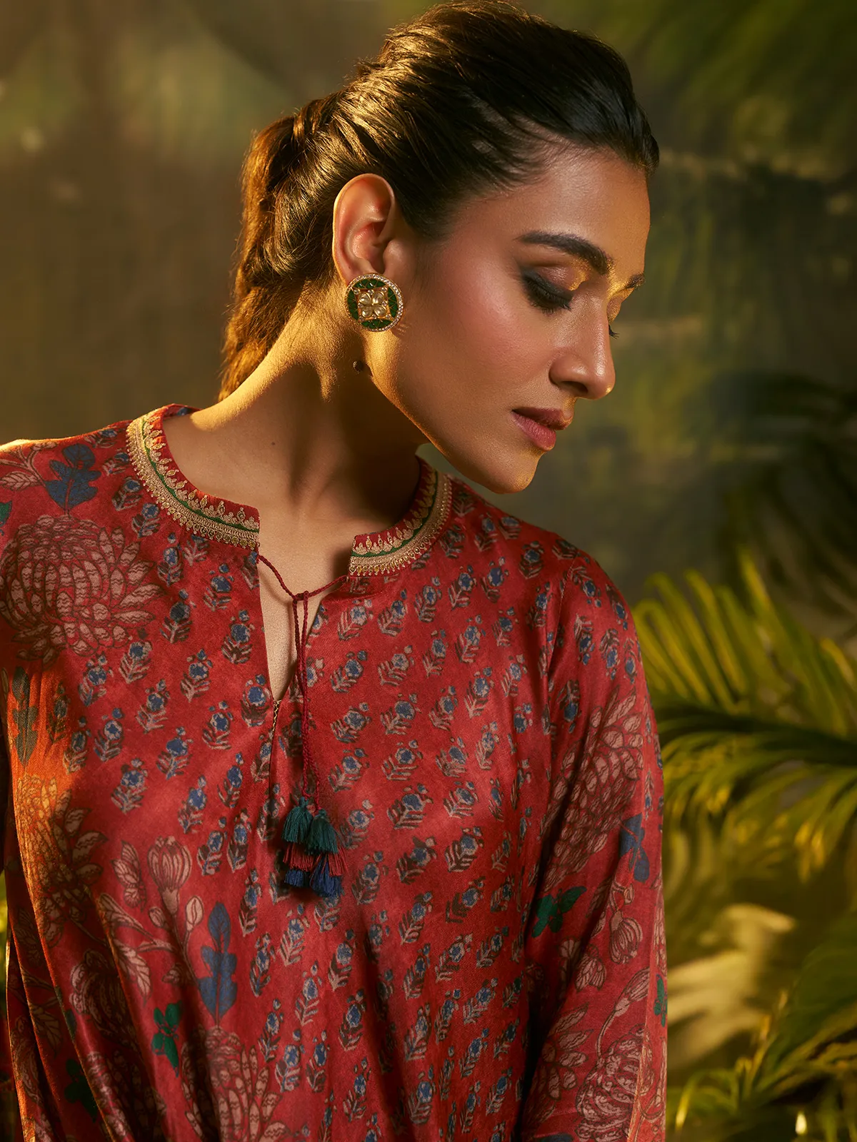 Red printed casual wear kurti in crepe silk