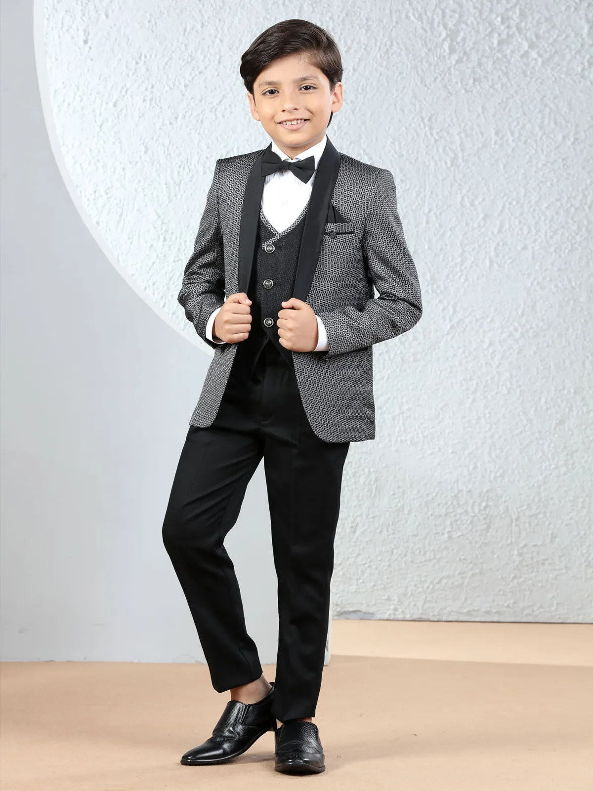 Textured grey terry rayon coat suit