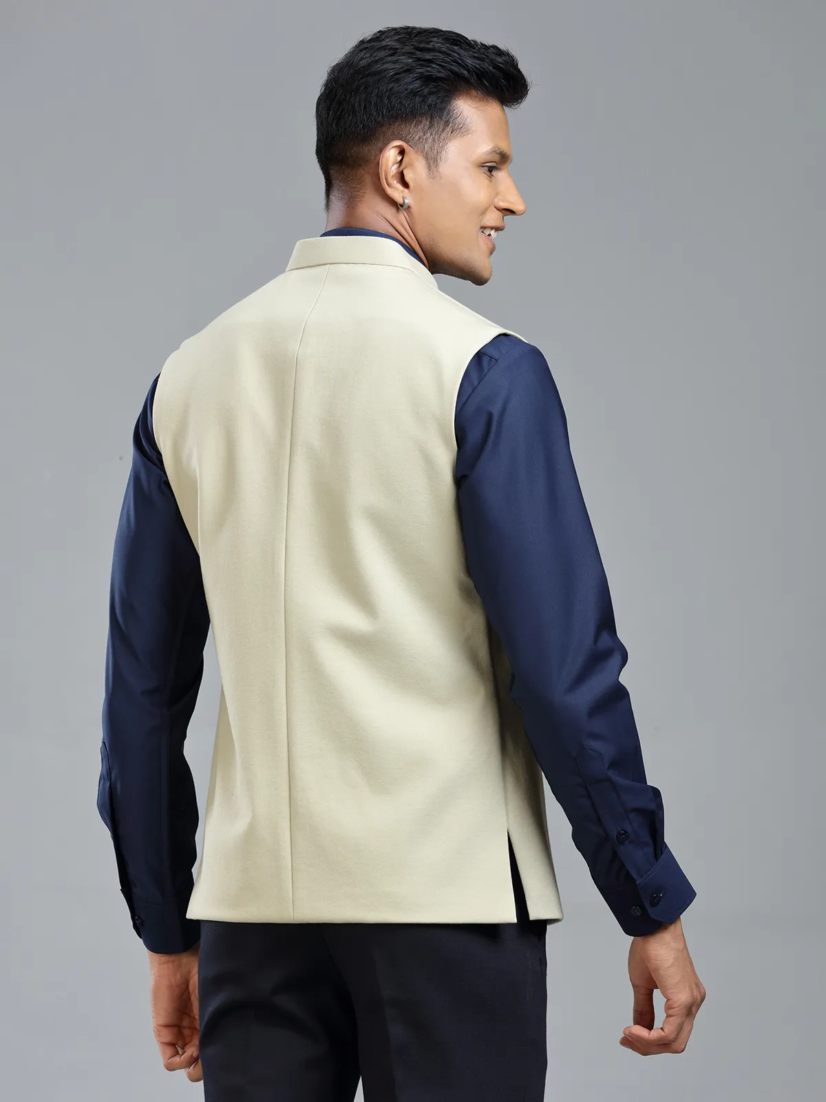 Timeless and stylish cream waistcoat for men