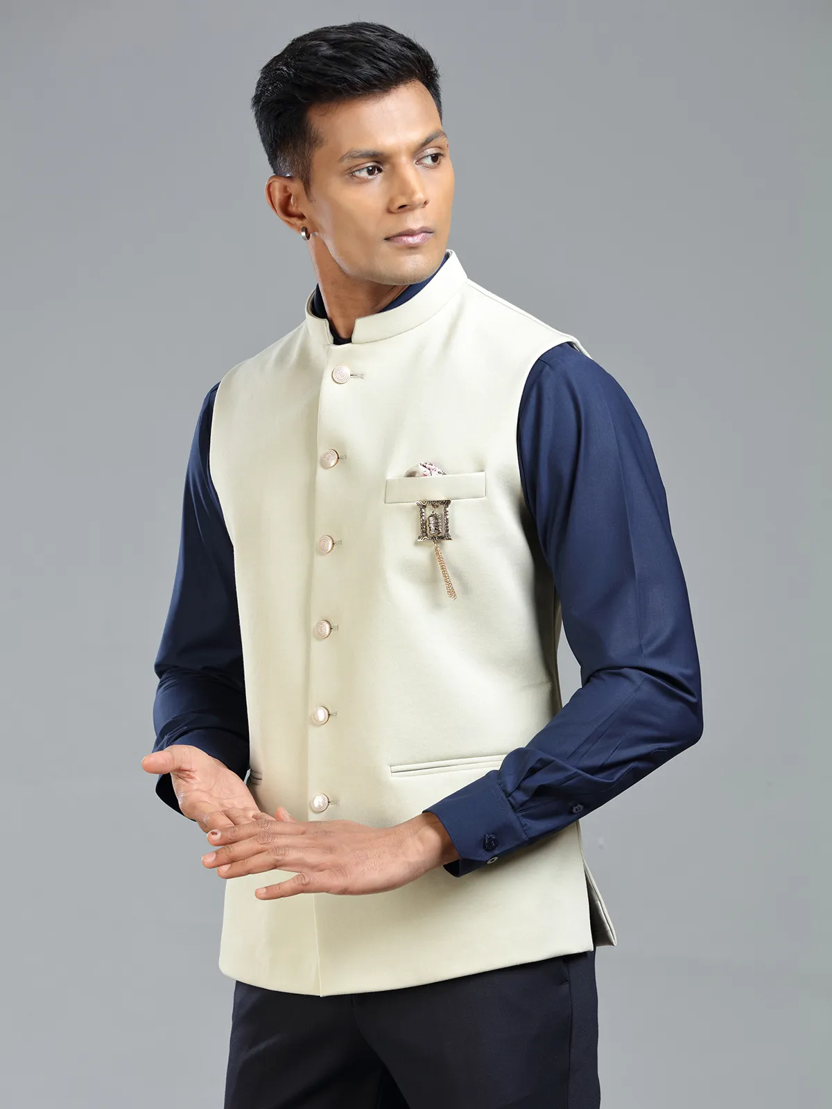 Timeless and stylish cream waistcoat for men