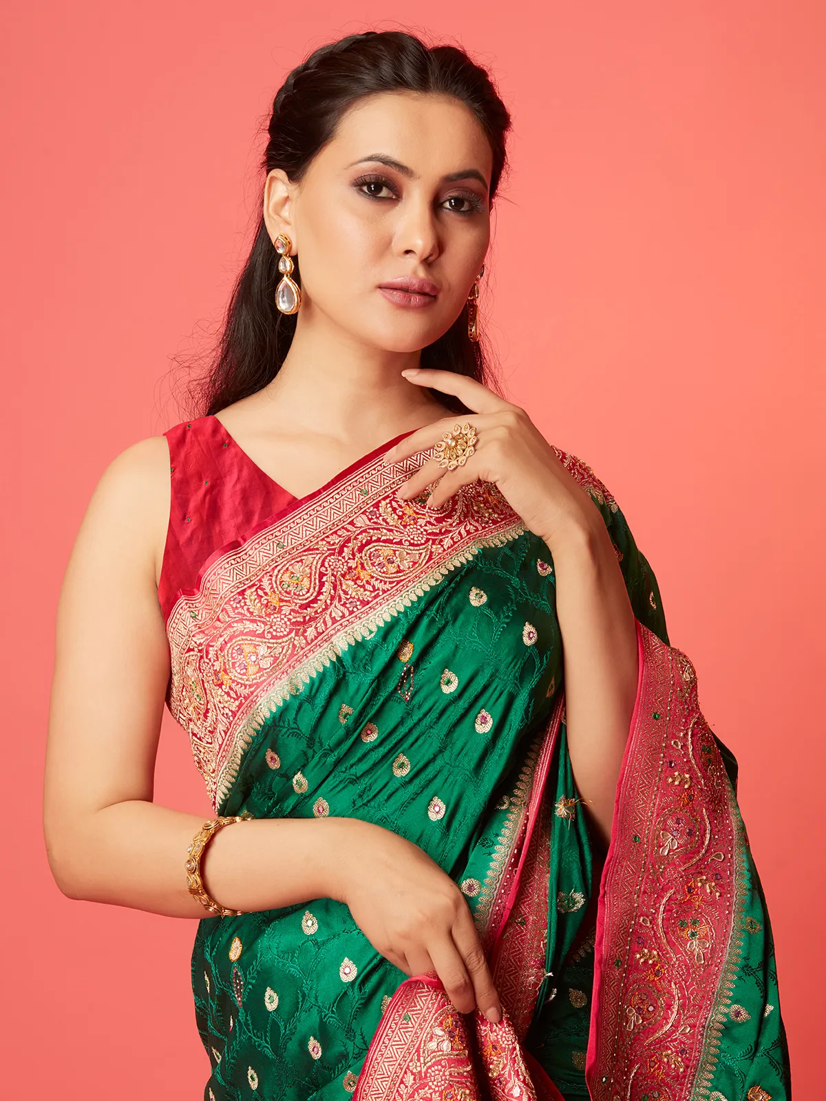 Dark green silk contrast border saree