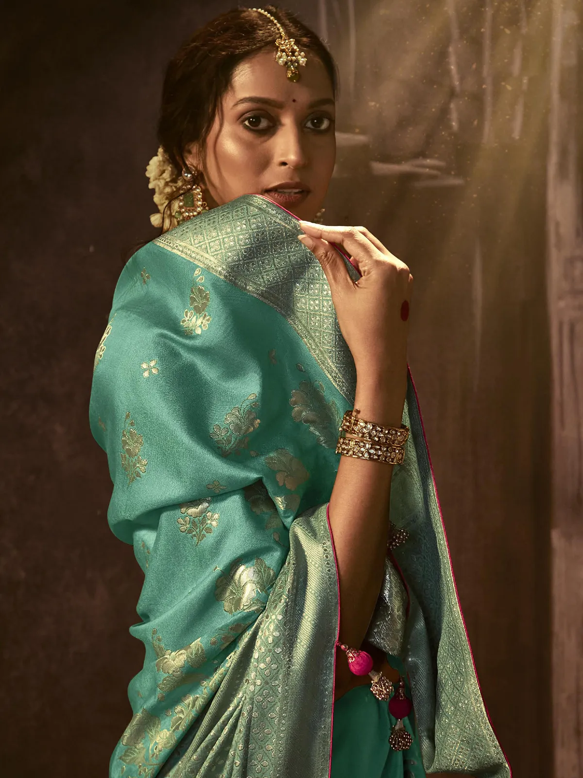 Aqua dola silk zari weaving saree