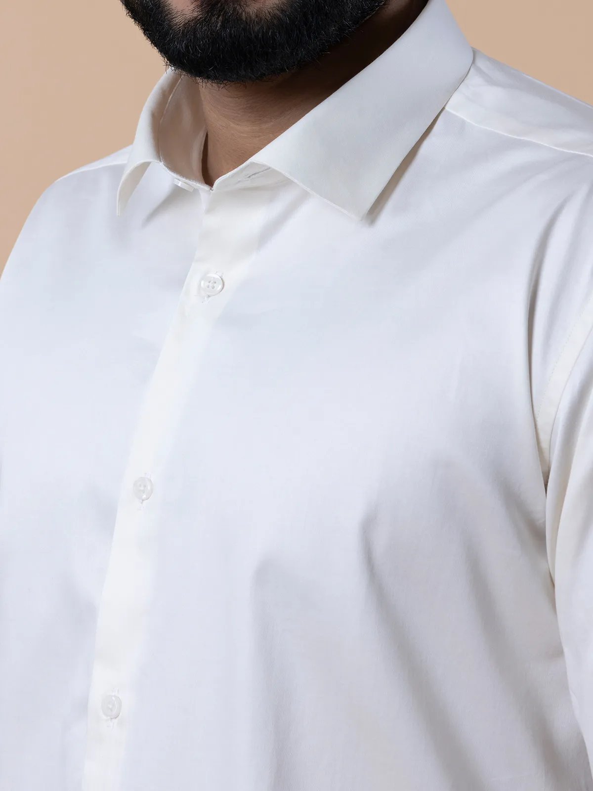 Avega presented cream solid cotton shirt