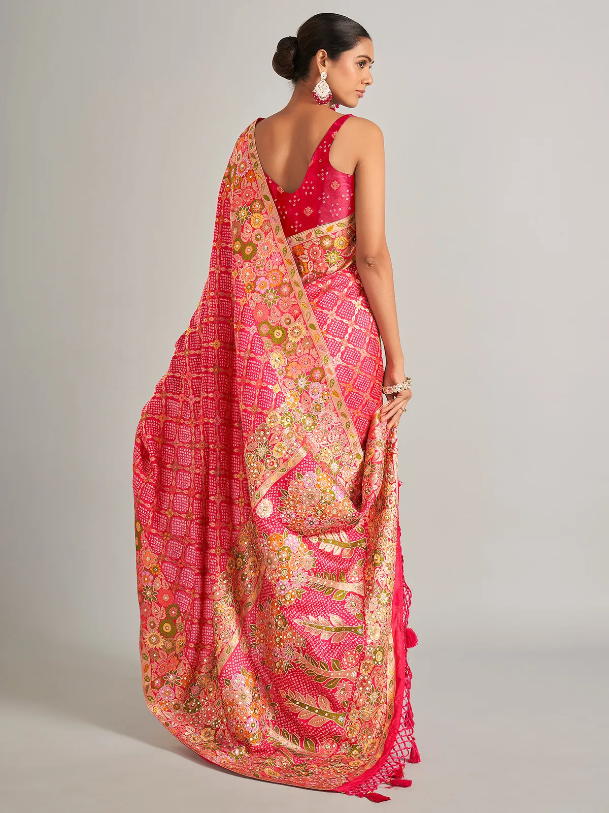 Bandhani printed pink silk saree