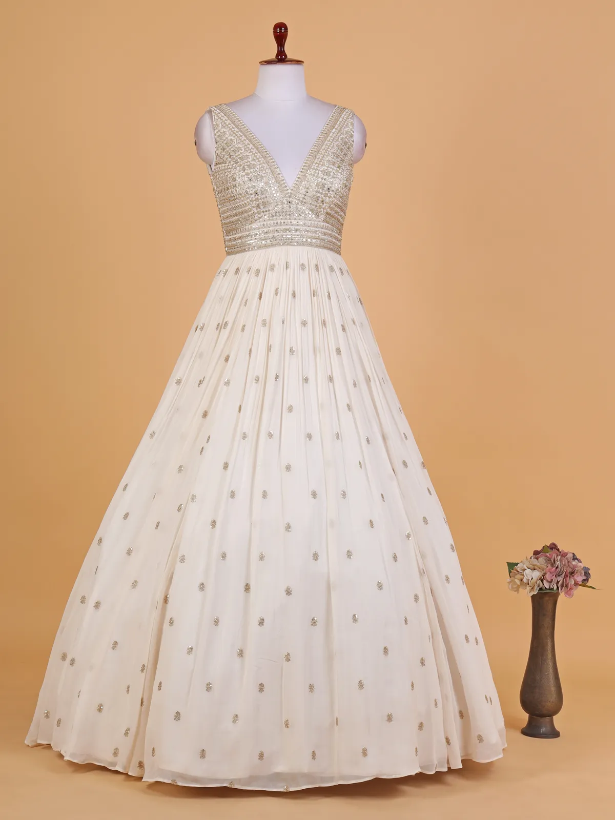 Beautiful off-white georgette anarkali suit