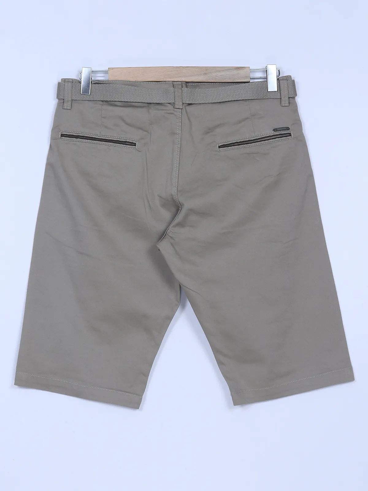 BeeVee cotton olive solid shorts for men