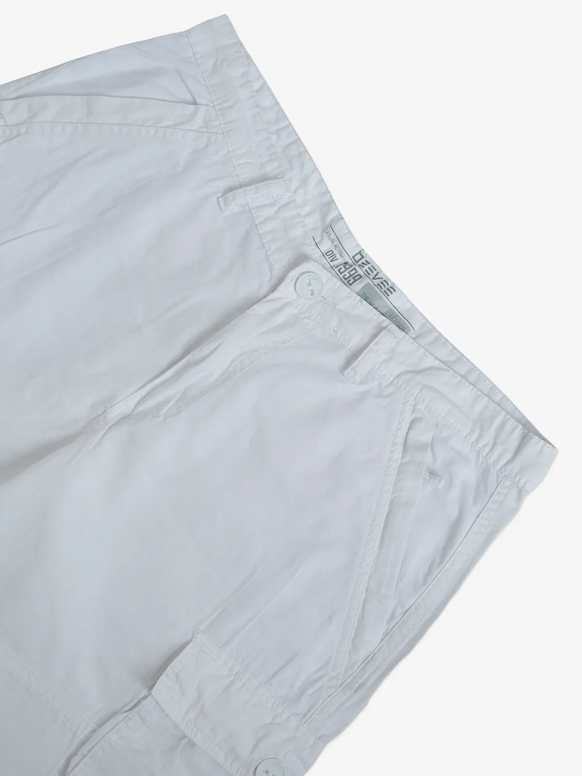 BEEVEE white solid shorts