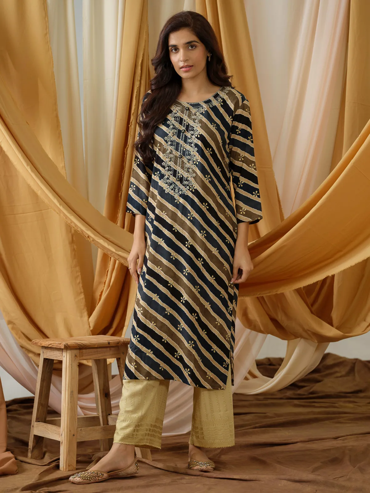 Beige and black cotton printed kurti