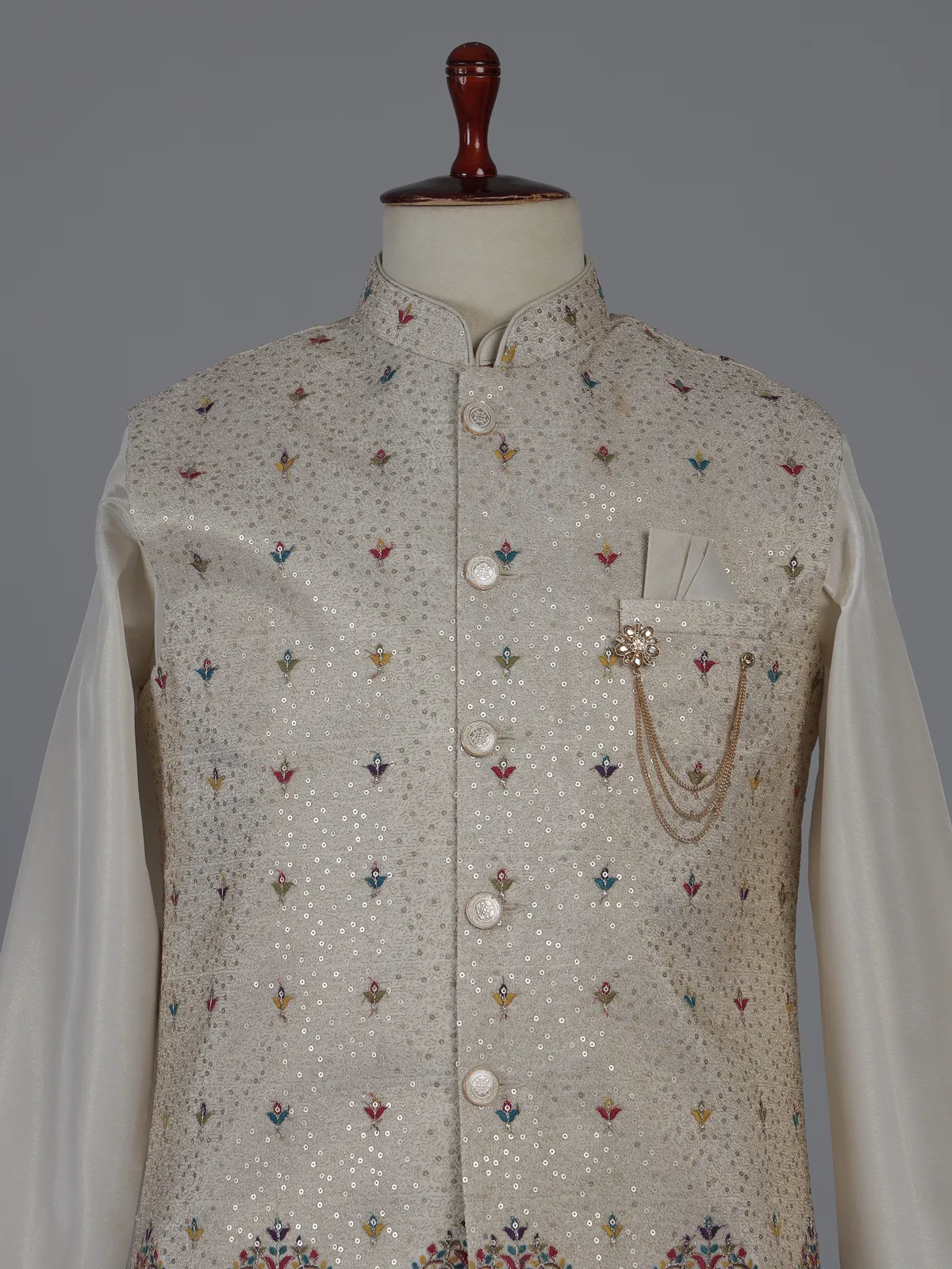 Beige silk waistcoat set with embroidered and sequins