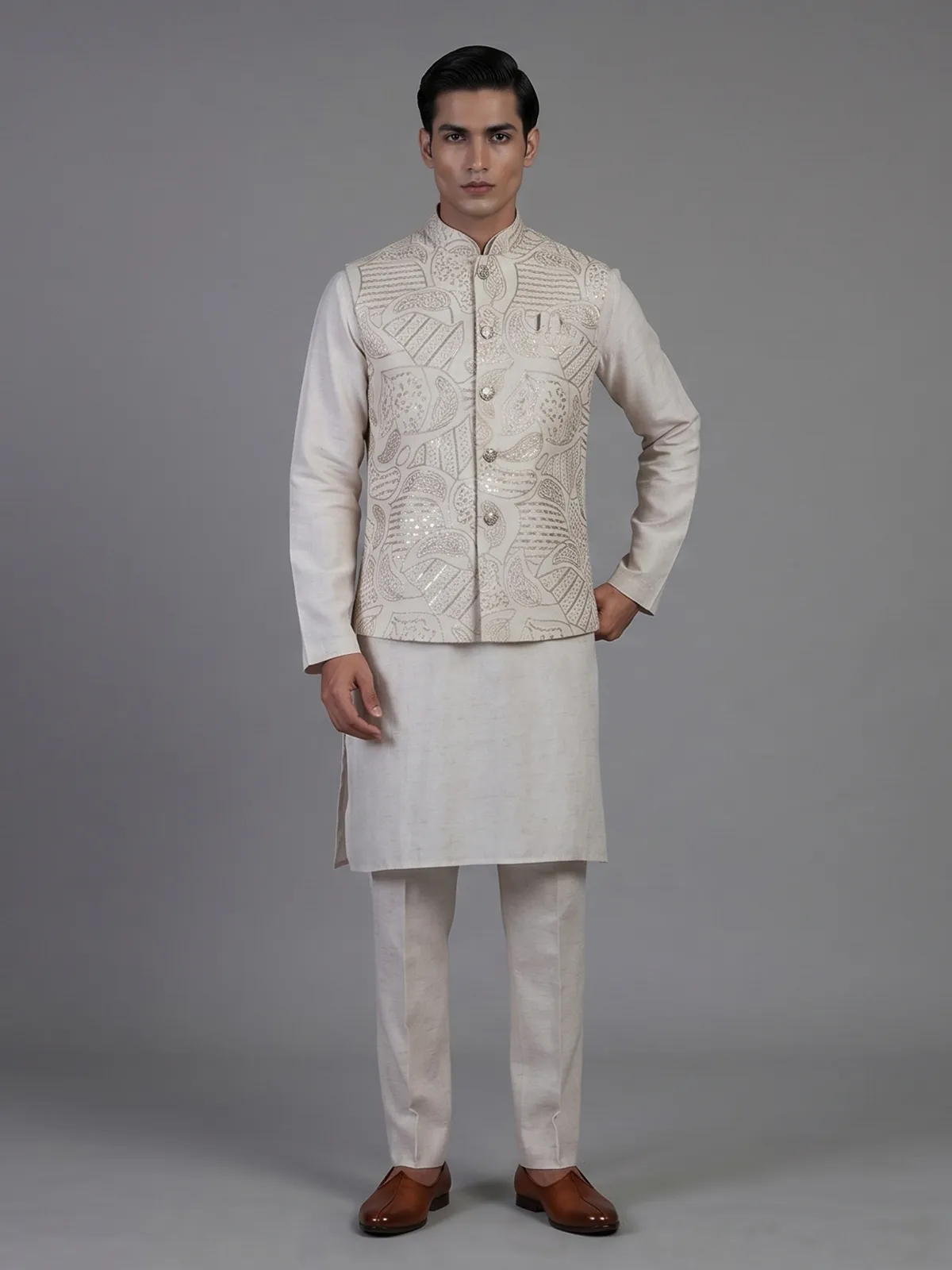 Beige silk waistcoat set with sequin and embroidery