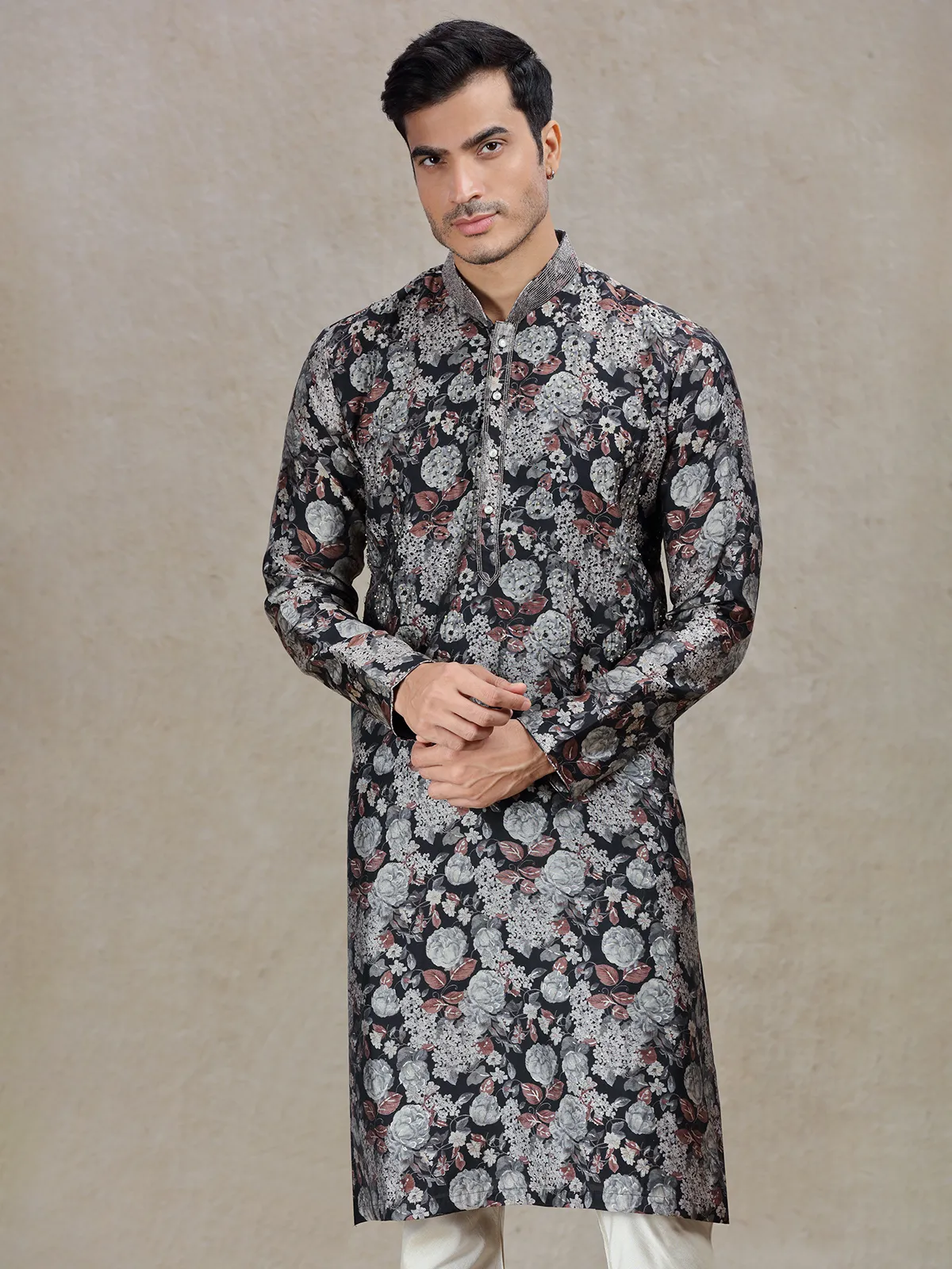 Black elegant sophisticated mens kurta set in tussar silk