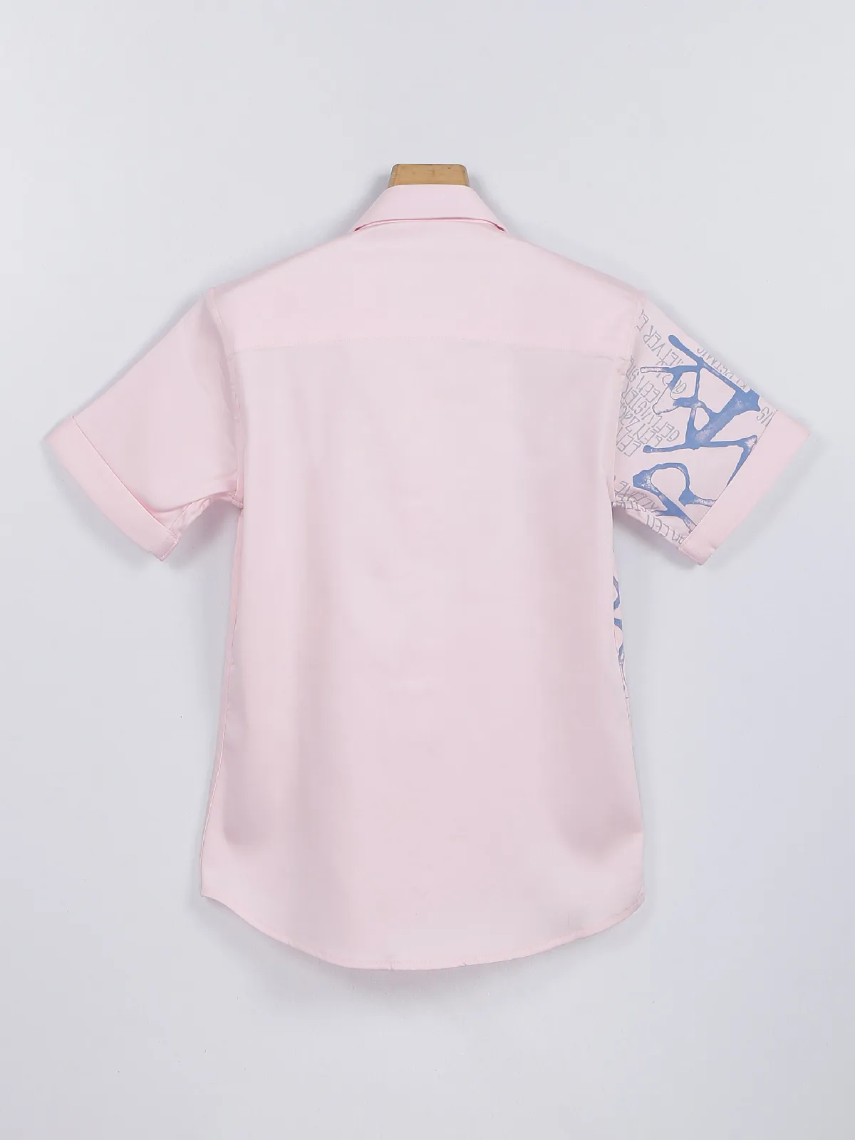 Blazo light pink cotton printed shirt