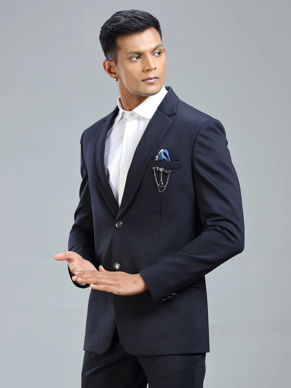 Casual and chic navy blazer in terry rayon fabric