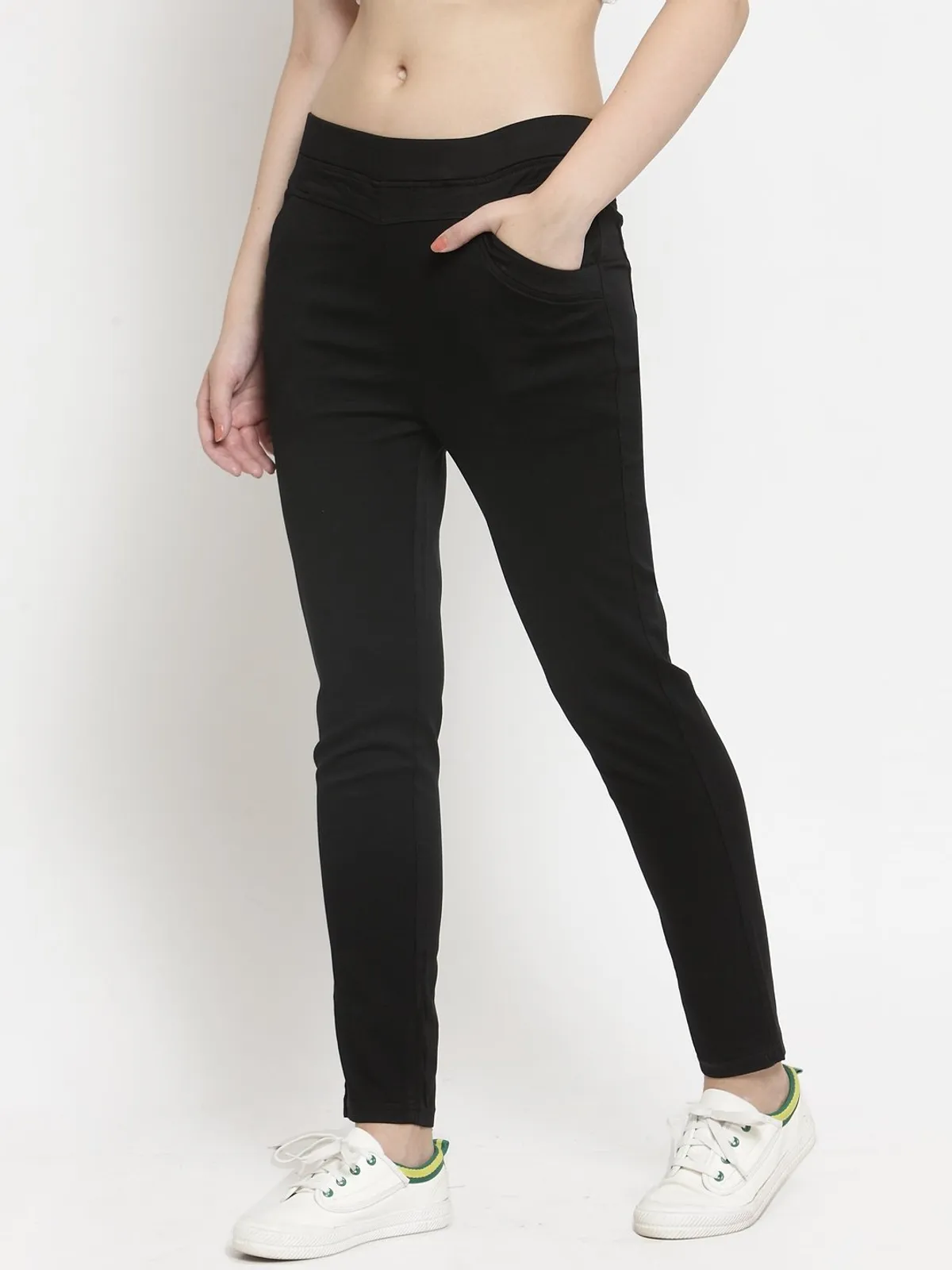 Casual wear black solid jeggings