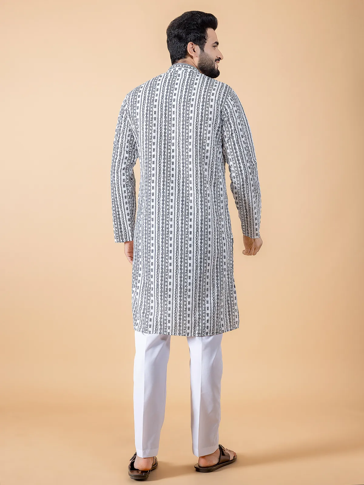 Classic white cotton printed  Men Kurta pajama