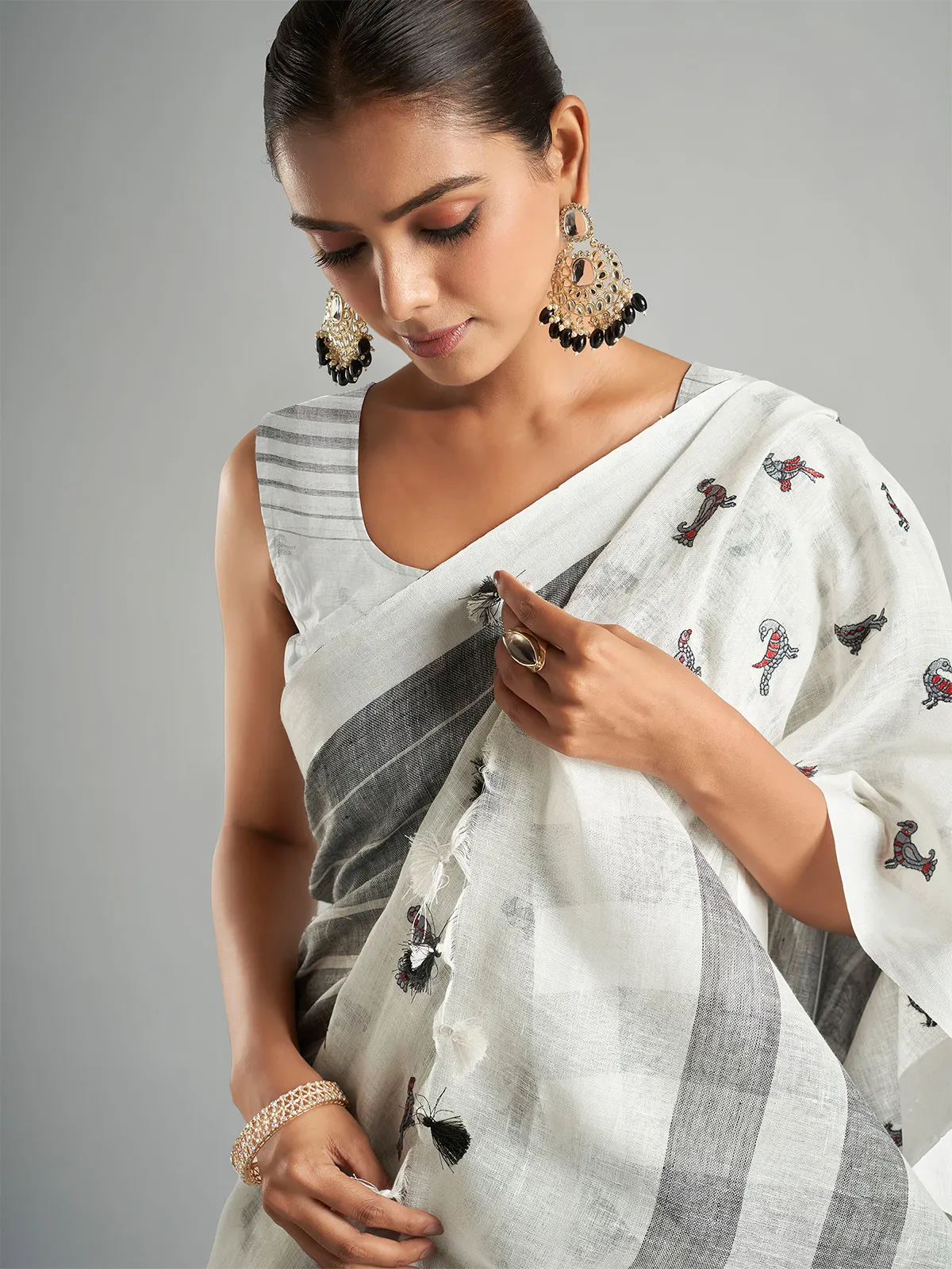 Cotton linen white saree