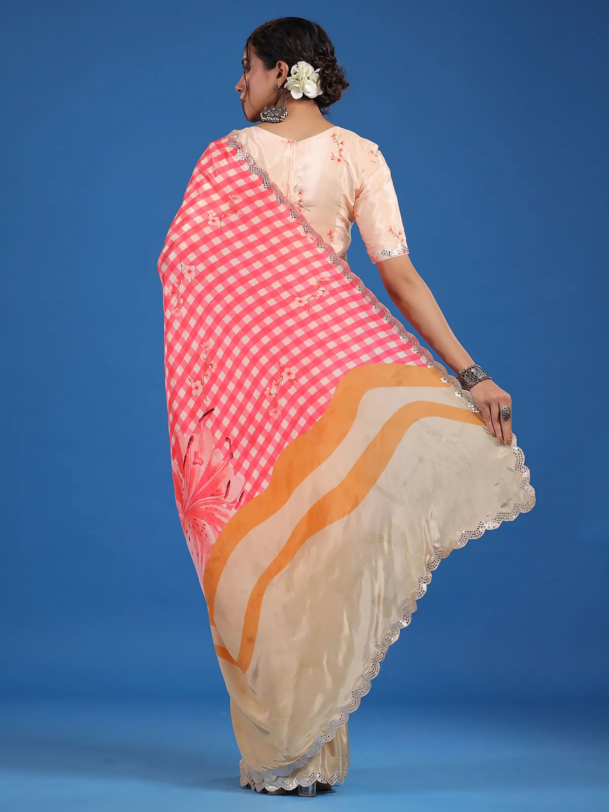 Cream and pink checks printed saree