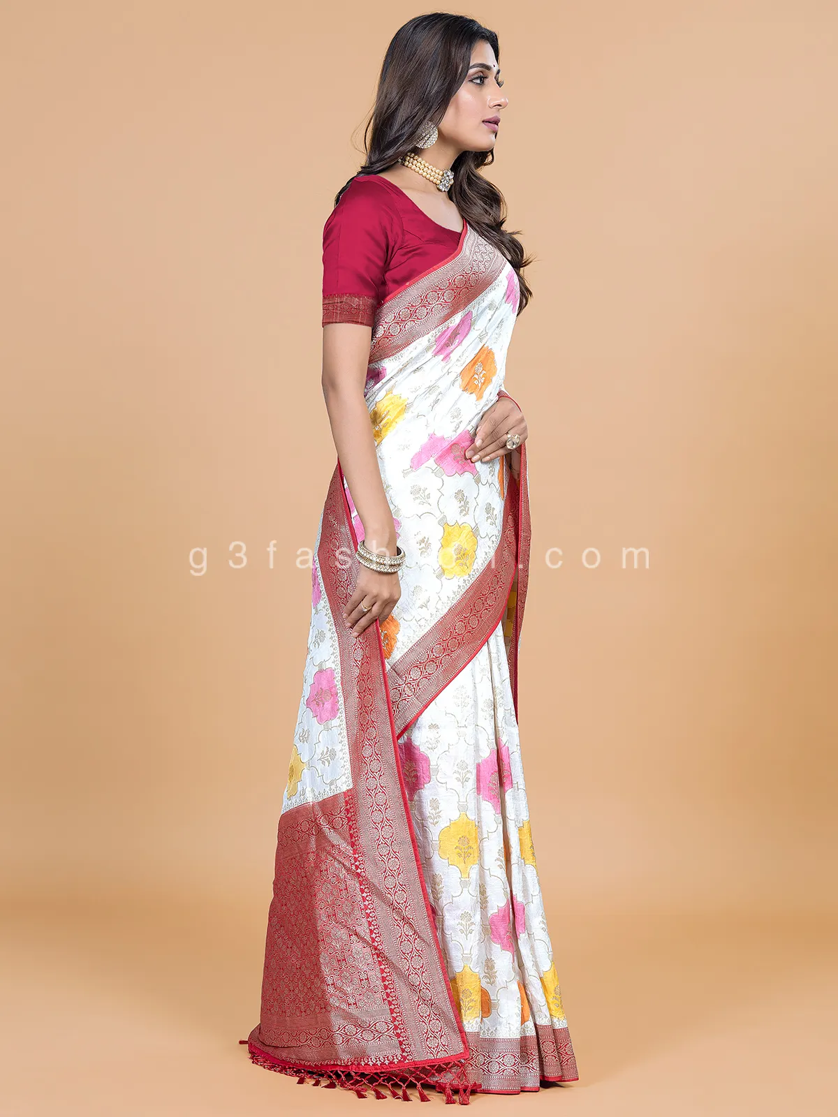 Cream dola silk saree for wedding