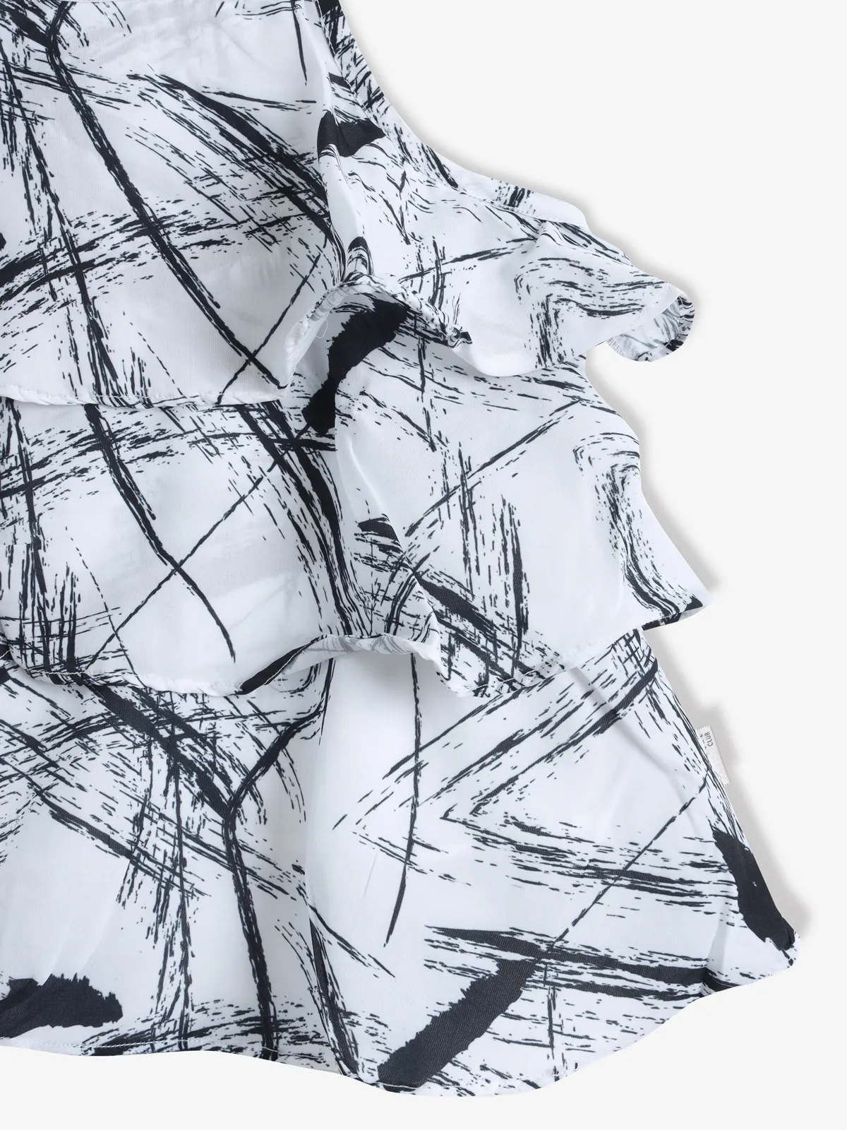 CRIMSOUNE CLUB black and white printed top