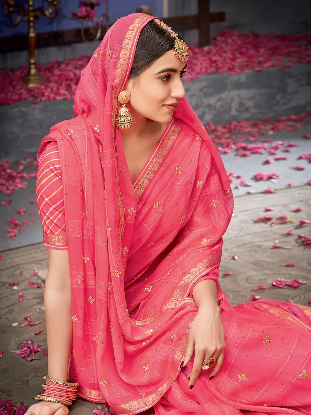 Dazzling pink georgette saree