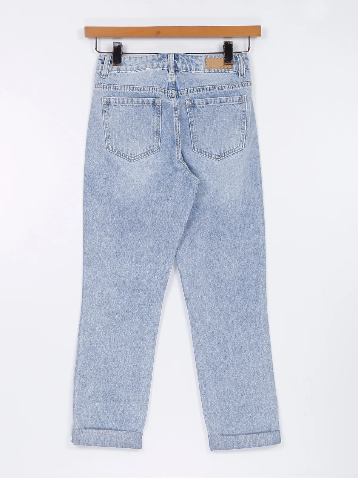 Deal ice blue ripped mom jeans