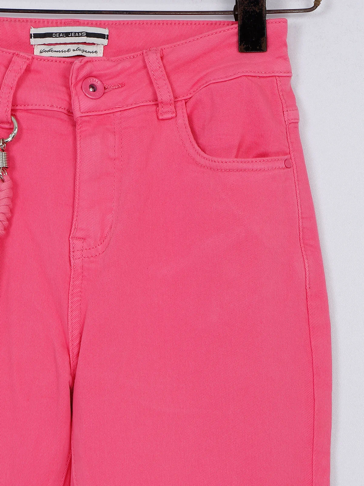 Deal pink solid jeans