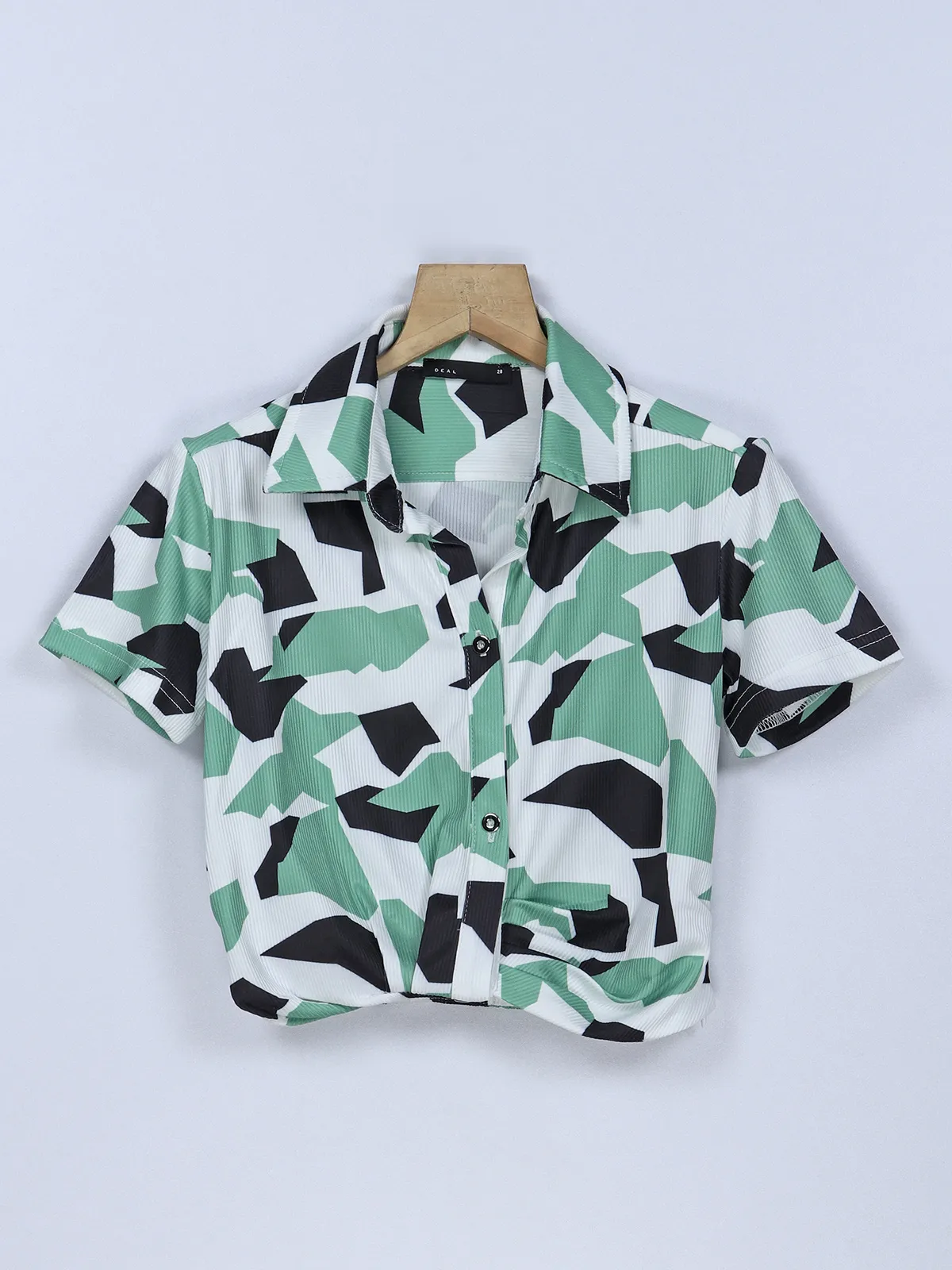 Deal printed rayon top in green