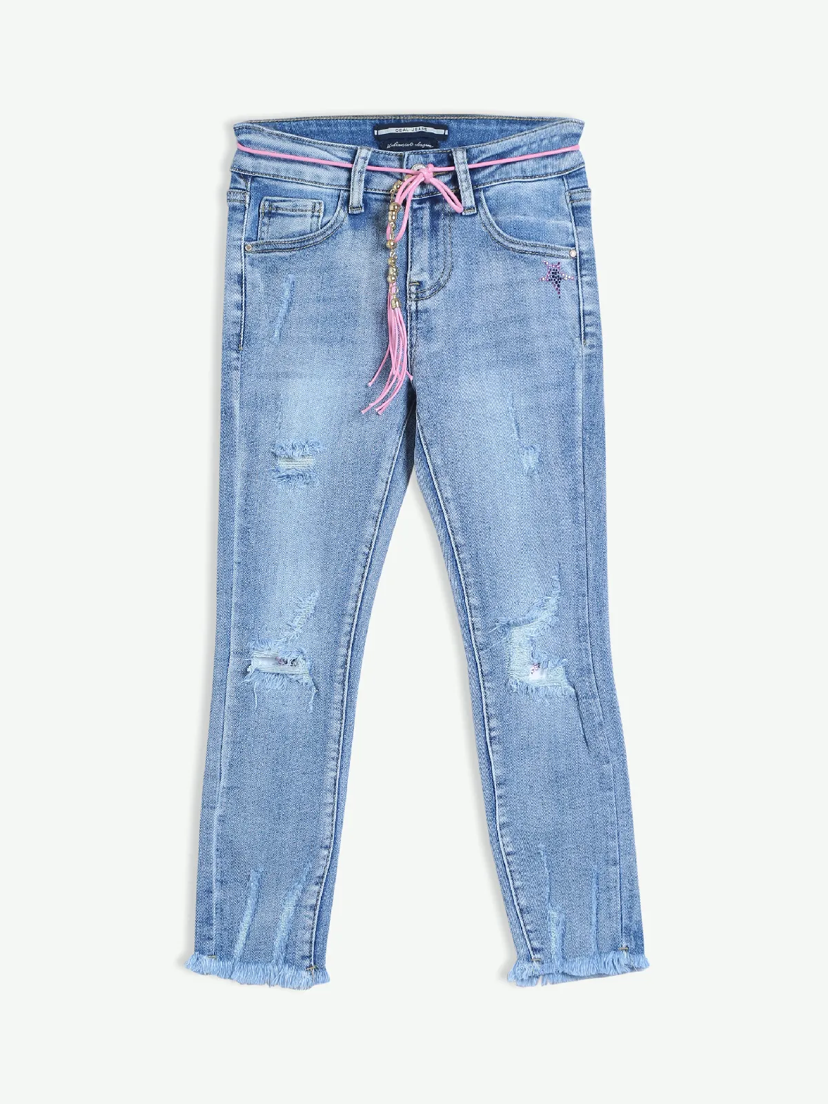 Deal washed and ripped blue jeans