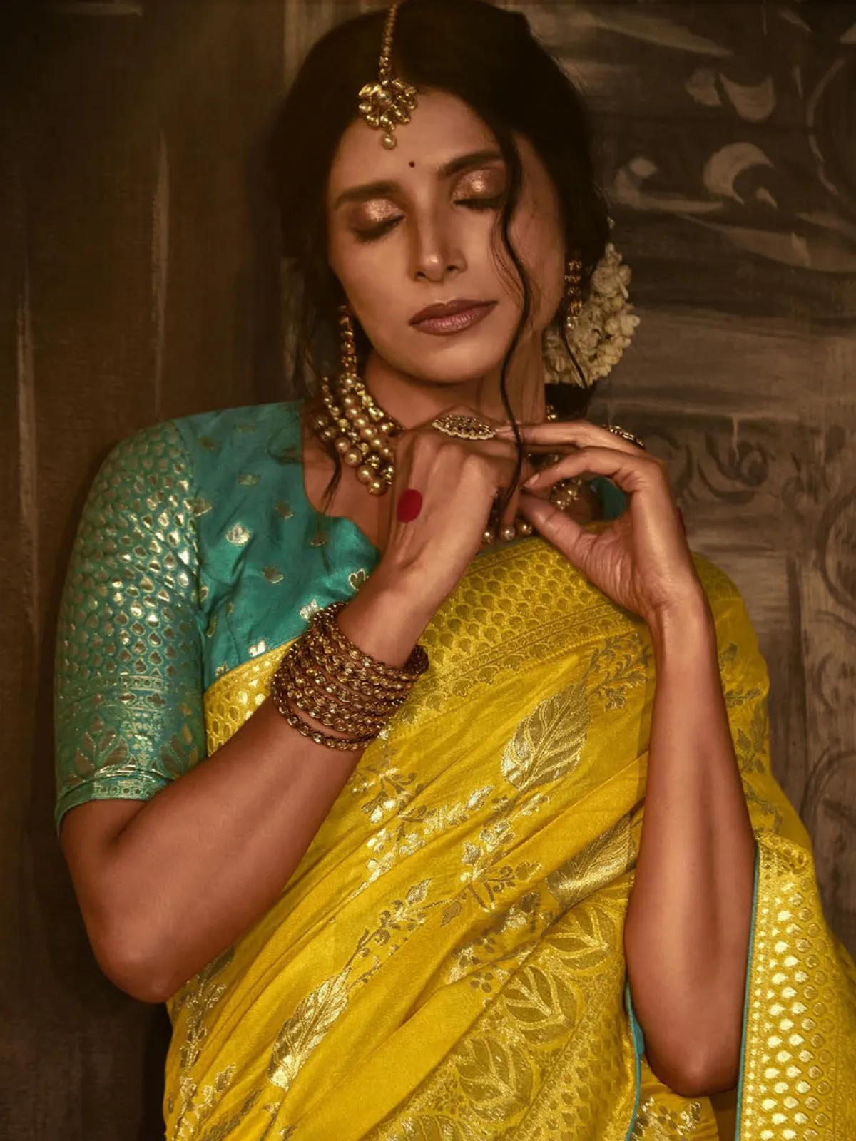 Dola silk yellow zari weaving saree