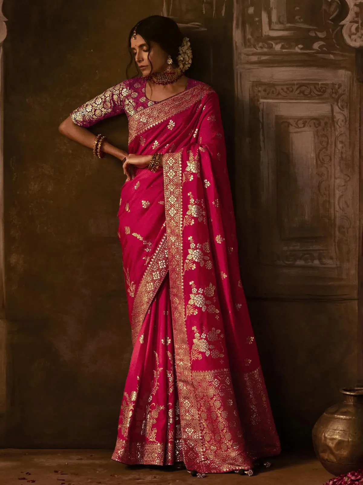 Elegant magenta dola silk saree