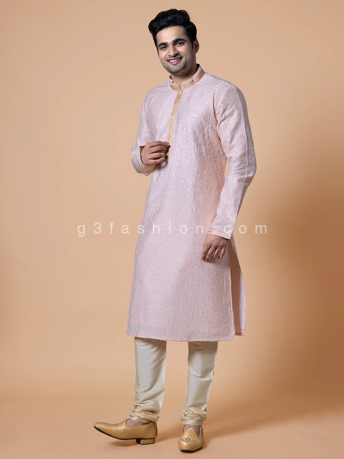 Festive wear light pink kurta suit in silk