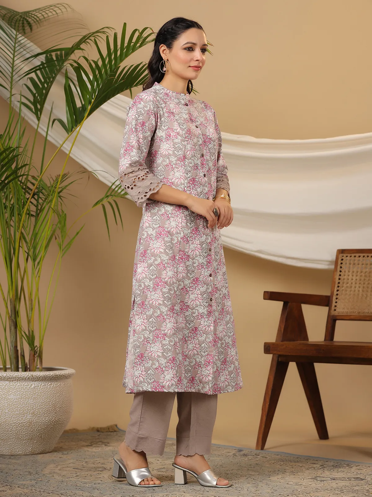 Floral printed beige kurti in cotton