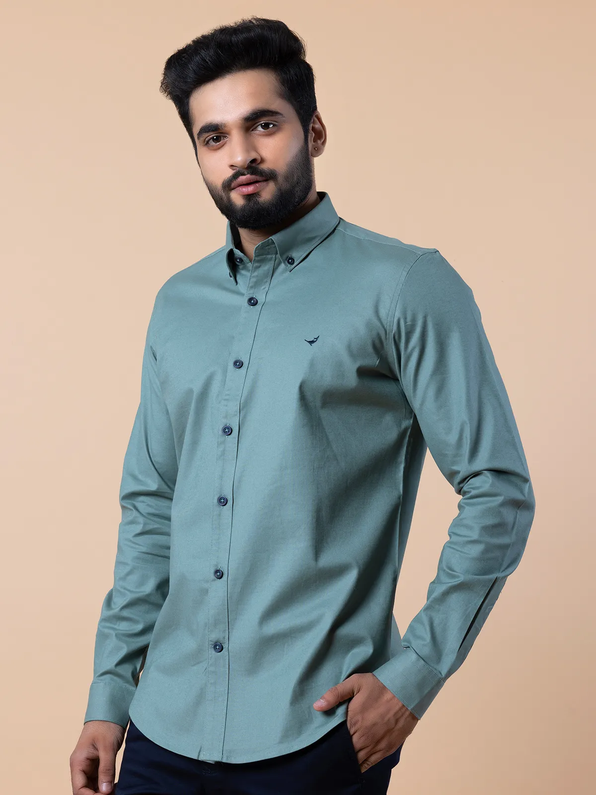 Frio cotton plain green casual shirt