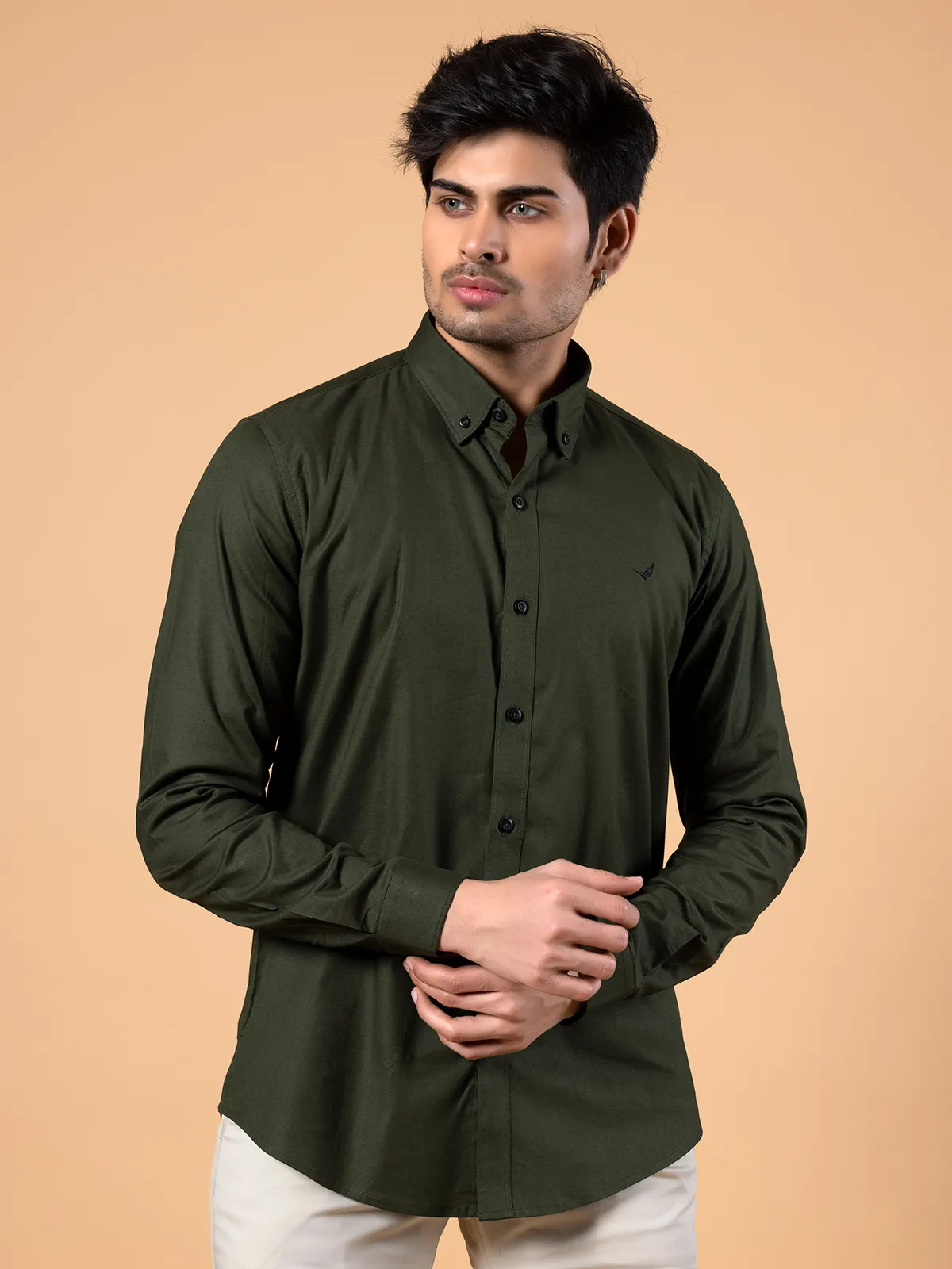 Frio dark green cotton slim fit casual shirt