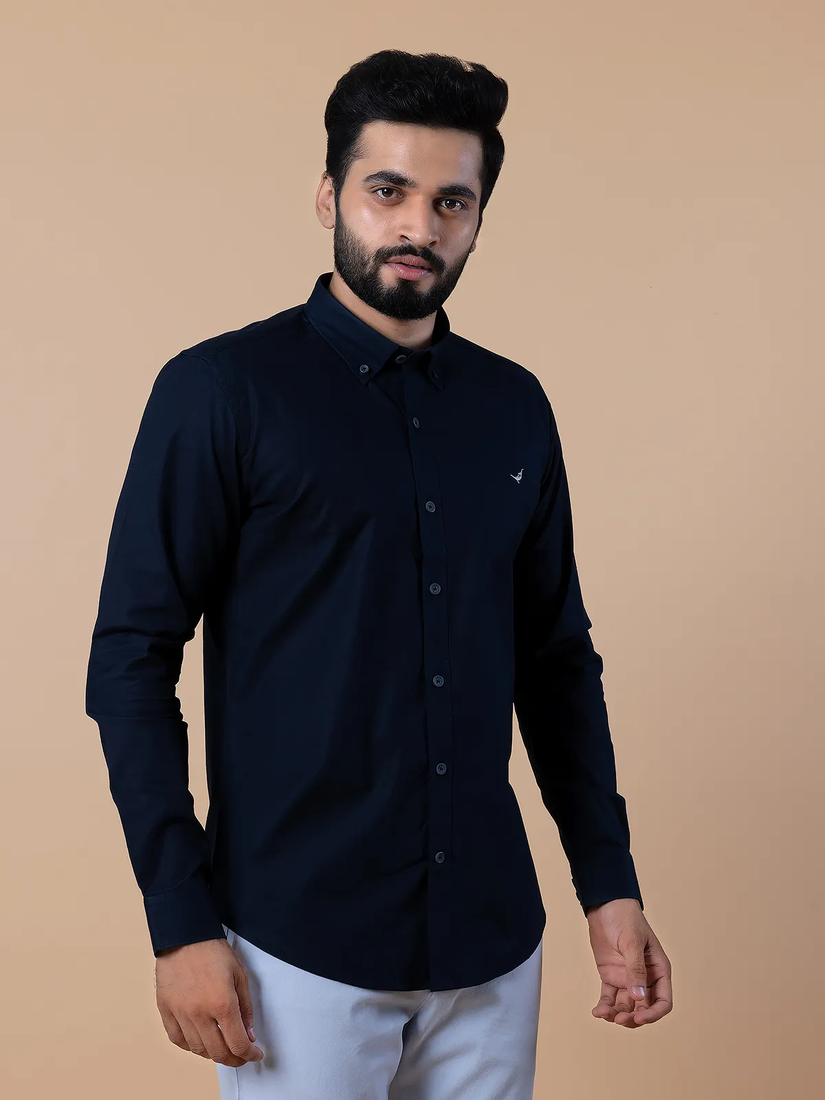 Frio navy palin cotton slim fit casual shirt