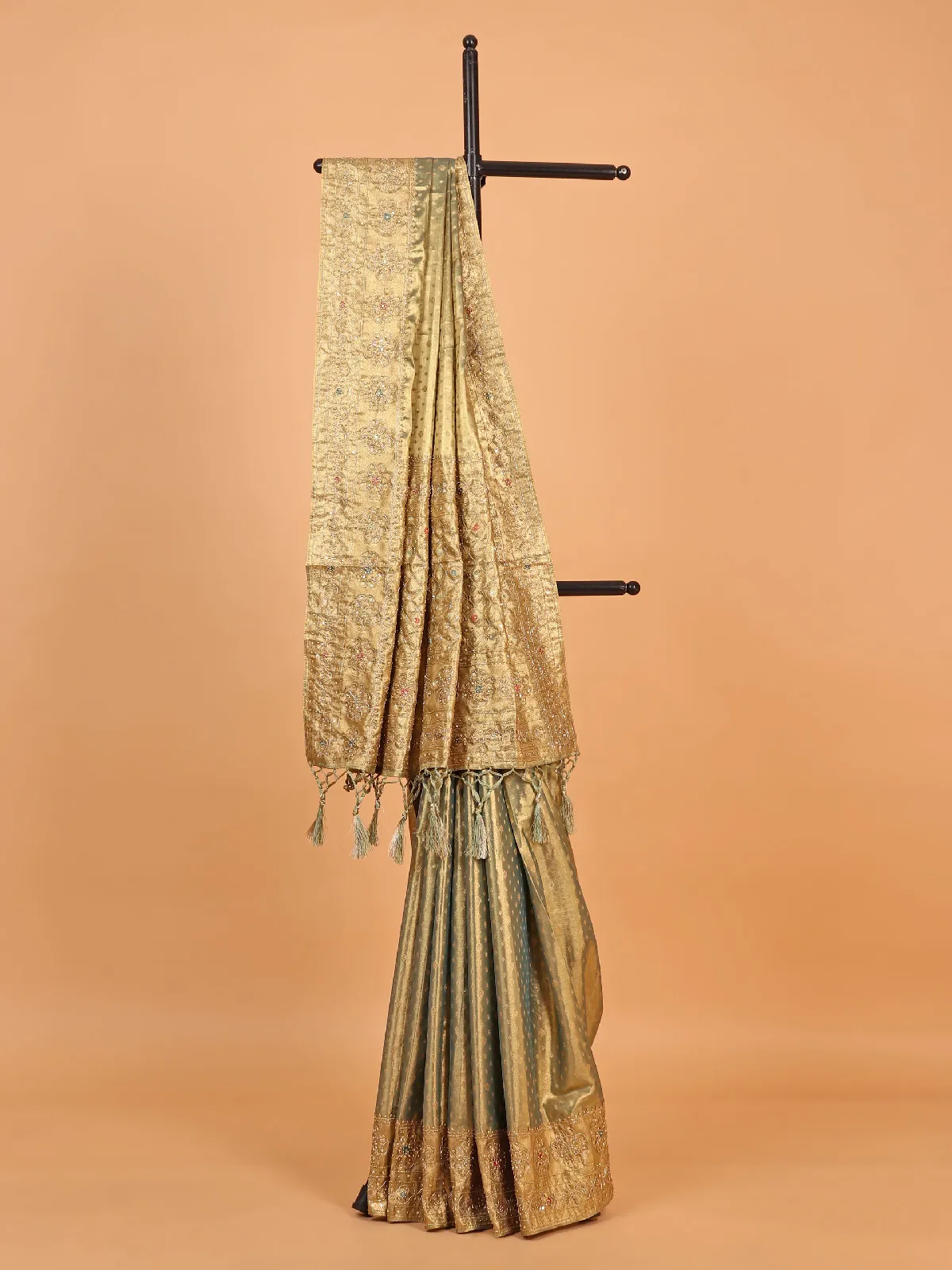 Green kanjivaram tissue silk saree
