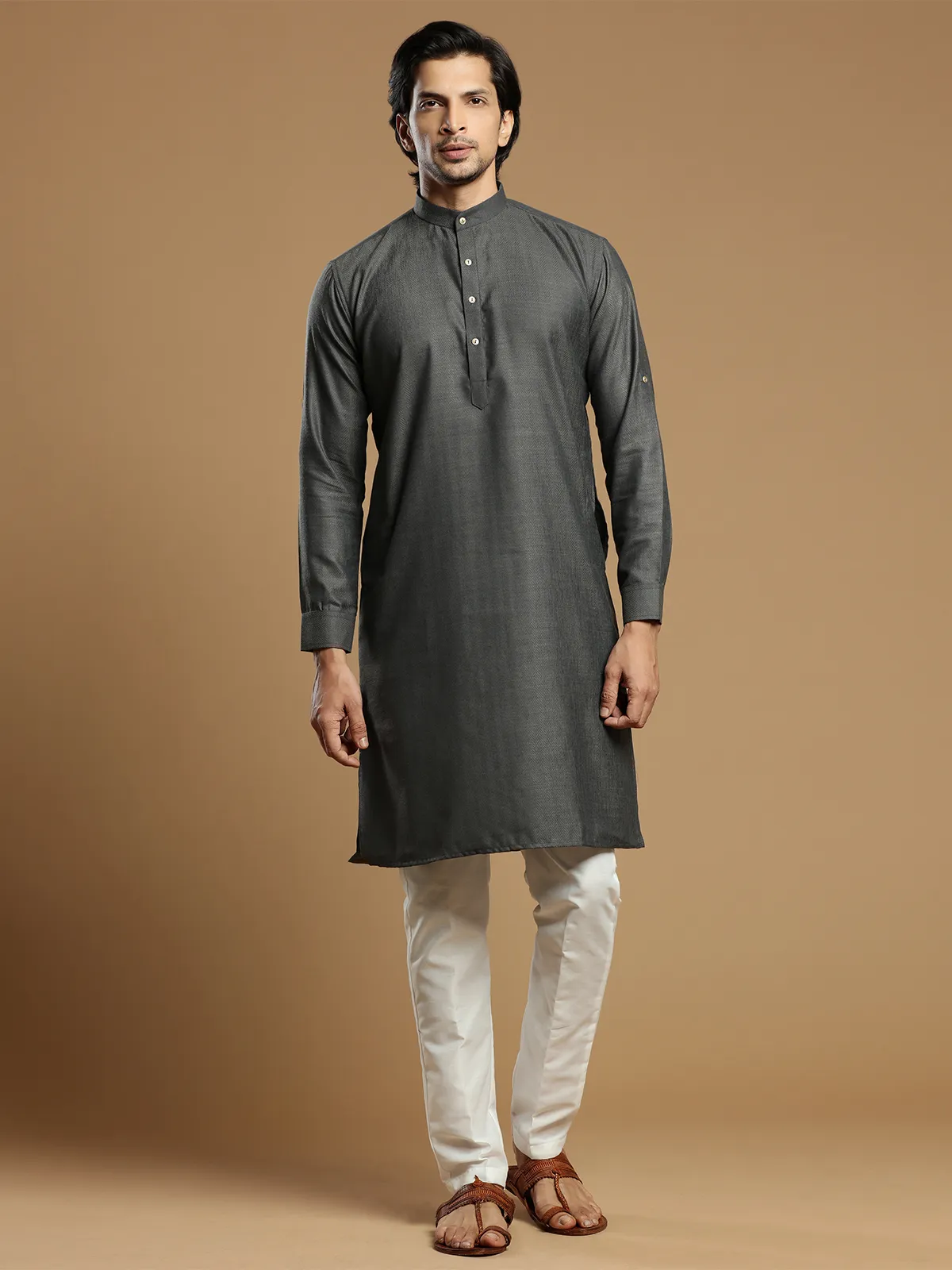 Grey hue solid cotton men kurta suit for festivals