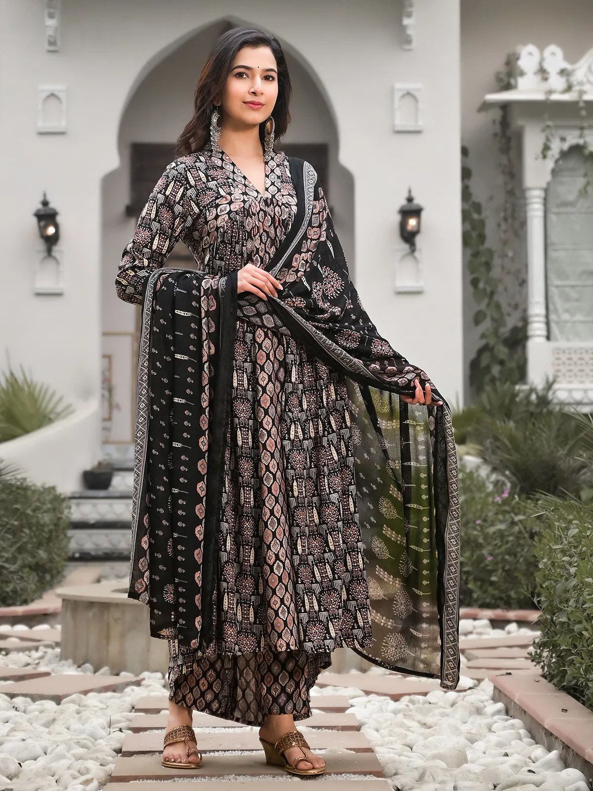 Latest black printed kurti set in cotton