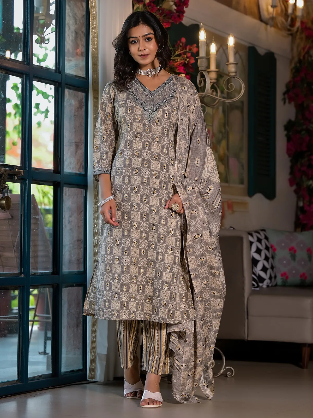 Latest grey printed kurti set in cotton