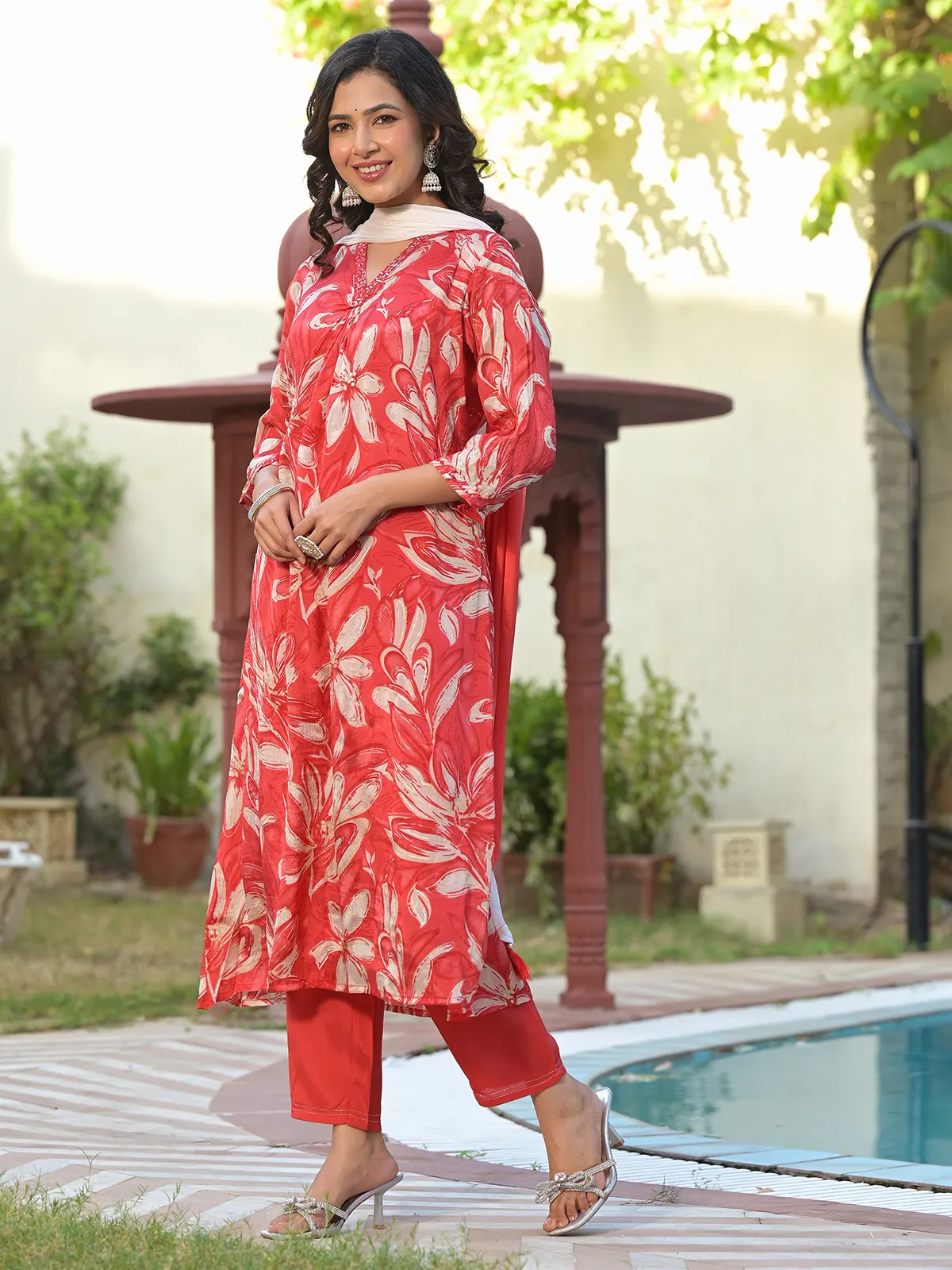 Latest red printed crepe silk kurti set