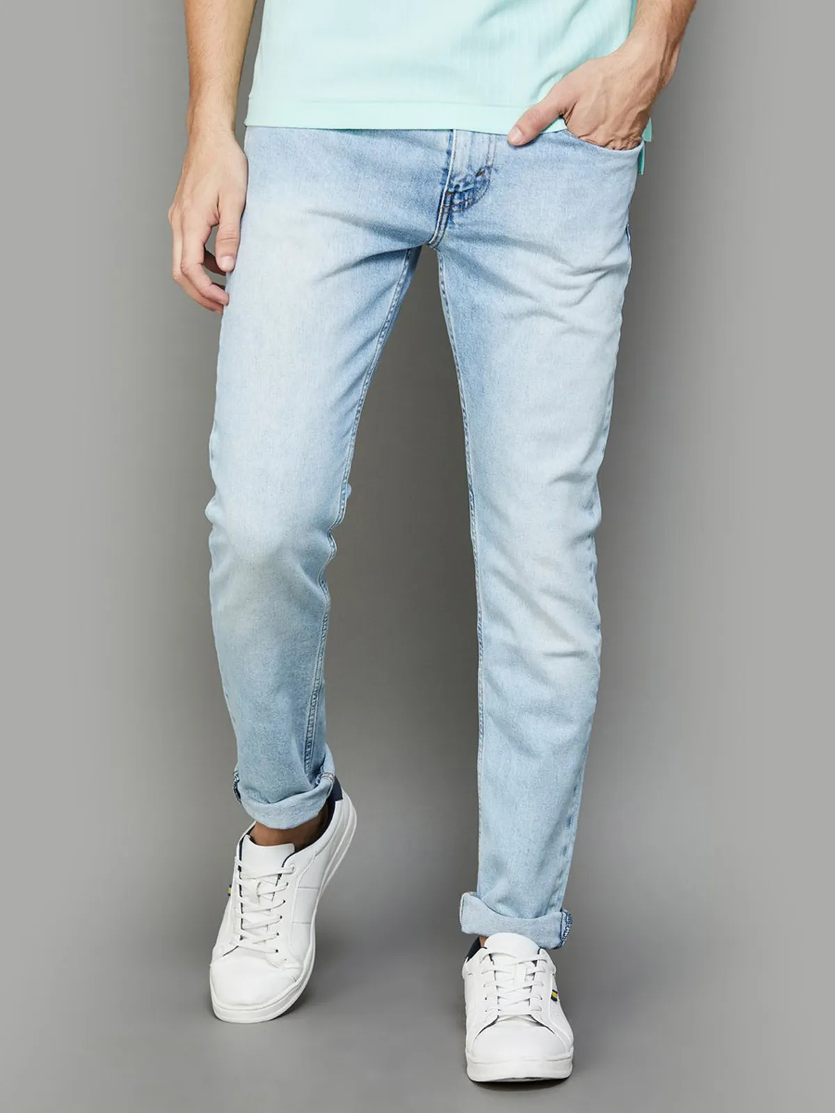 LEVIS L.blue denim washed slim tapper jeans