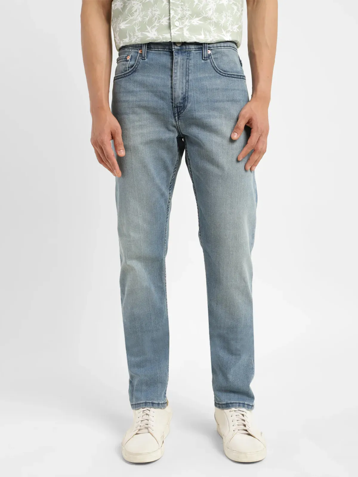 LEVIS sky blue washed jeans