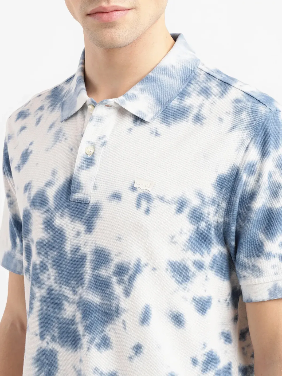 Levis white and blue printed t-shirt