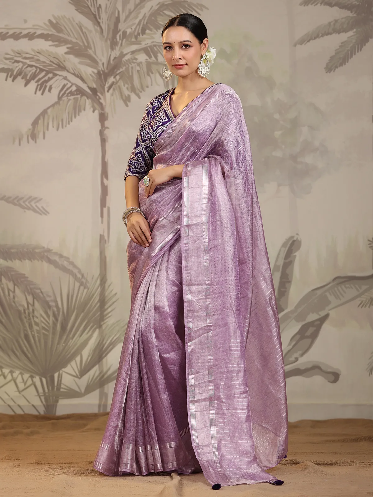 Light purple saree in organza