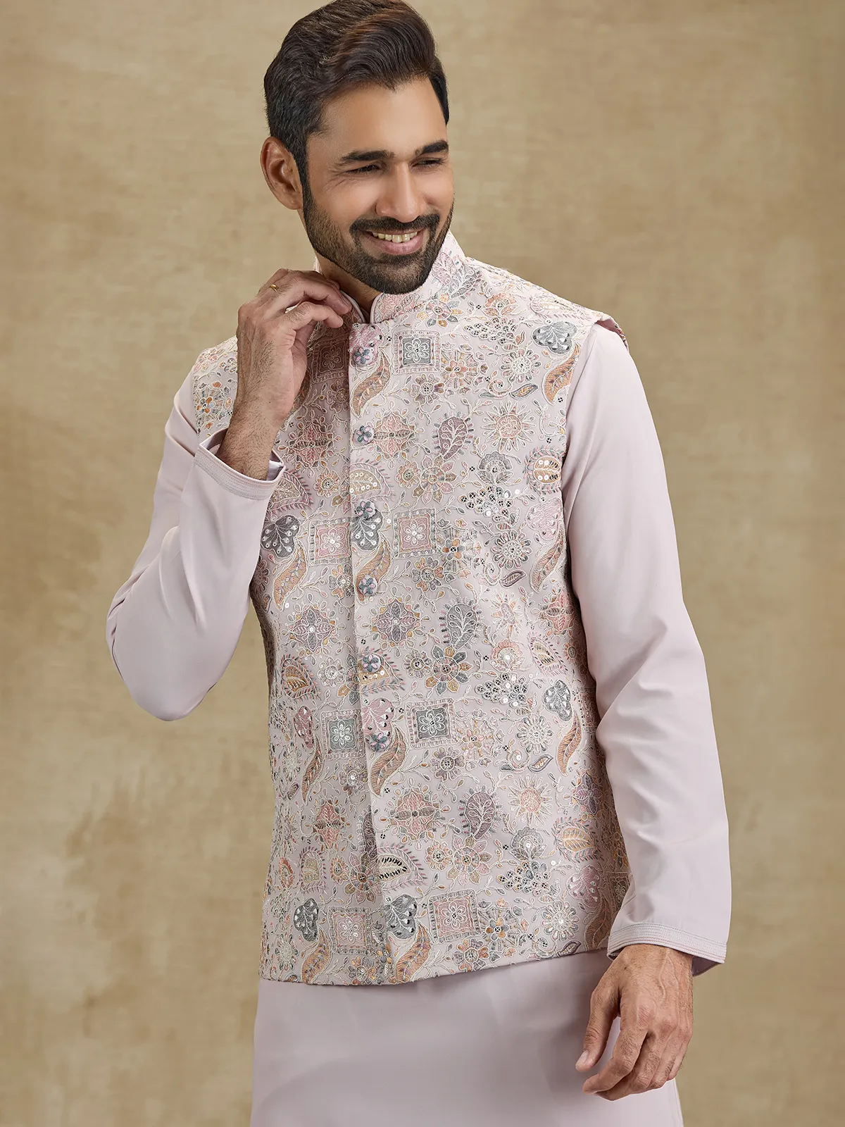 Lilac purple silk waistcoat set with thread and sequins work