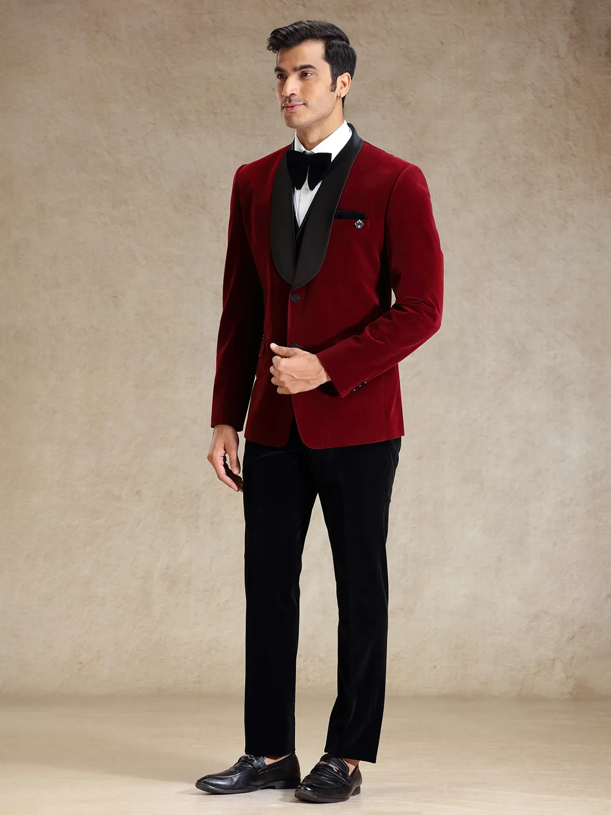 Maroon velvet 5 pcs tuxedo suit for reception
