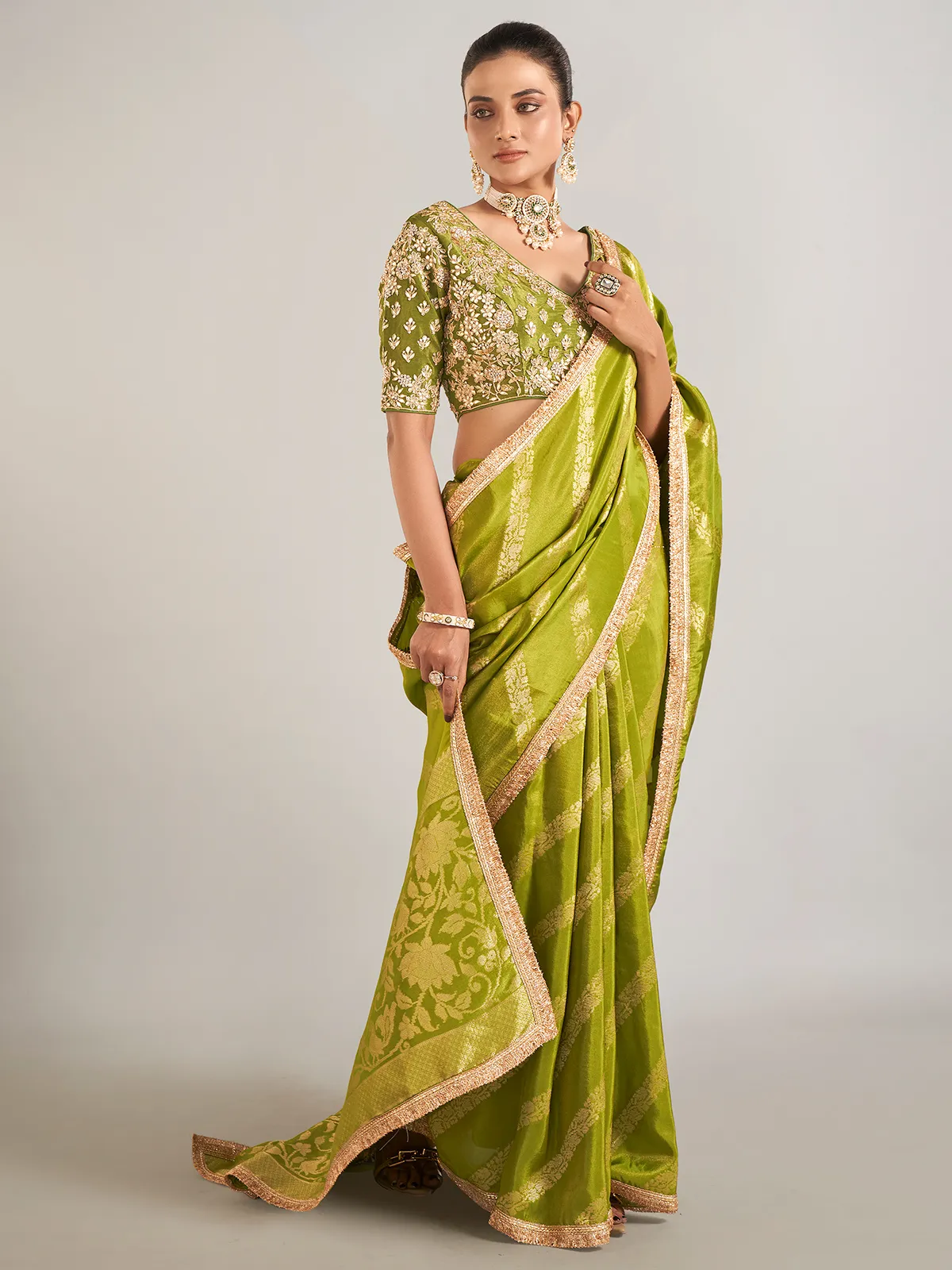 Mehendi green shimmer dola silk saree